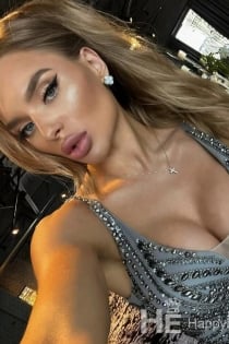 Sasha, Umur 23 - 2