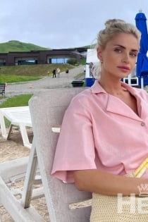 Chloe, 24-aastane