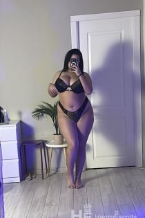 CarlaBigBum, Age 26 - 4