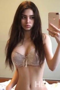 Tiina, 22-vuotias