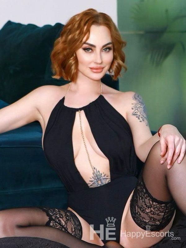Dinara, 28 anos - 1