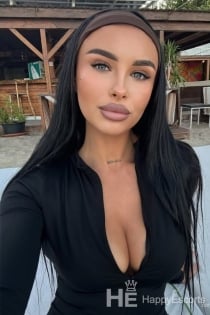 Chloe, 23 anos - 6