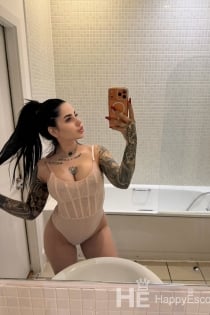 Bella +, 27 años - 5