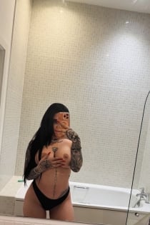 Bella +, 27 años - 7