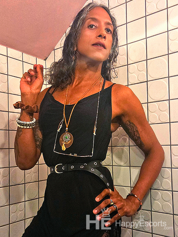 Caymandrogyne, 43 años - 1