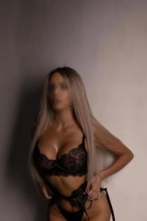 Dasha, 29 de ani - 8 an