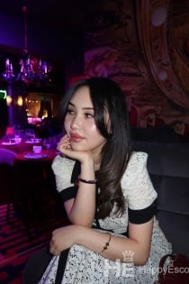 Becky, vecums 19 - 11