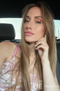 Clara, Umur 30 - 4