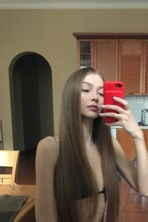 Chloe, 28 años