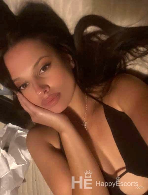 Louise, Umur 29 - 1