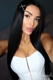 Heidi, Age 29 - 4