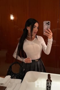Heidi, Age 29 - 3