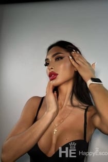 Vittoria, Age 30 - 3