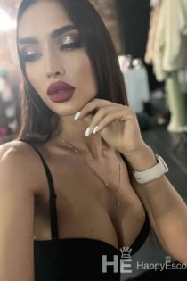Vittoria, Age 30 - 5