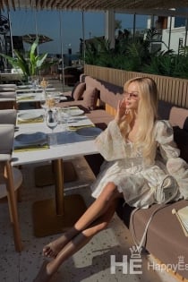 エレオノーラ、30歳 - 2