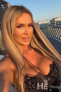 Lilia, 23 år