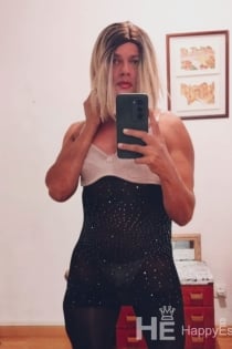 Hanna Andrea, Age 35 - 5