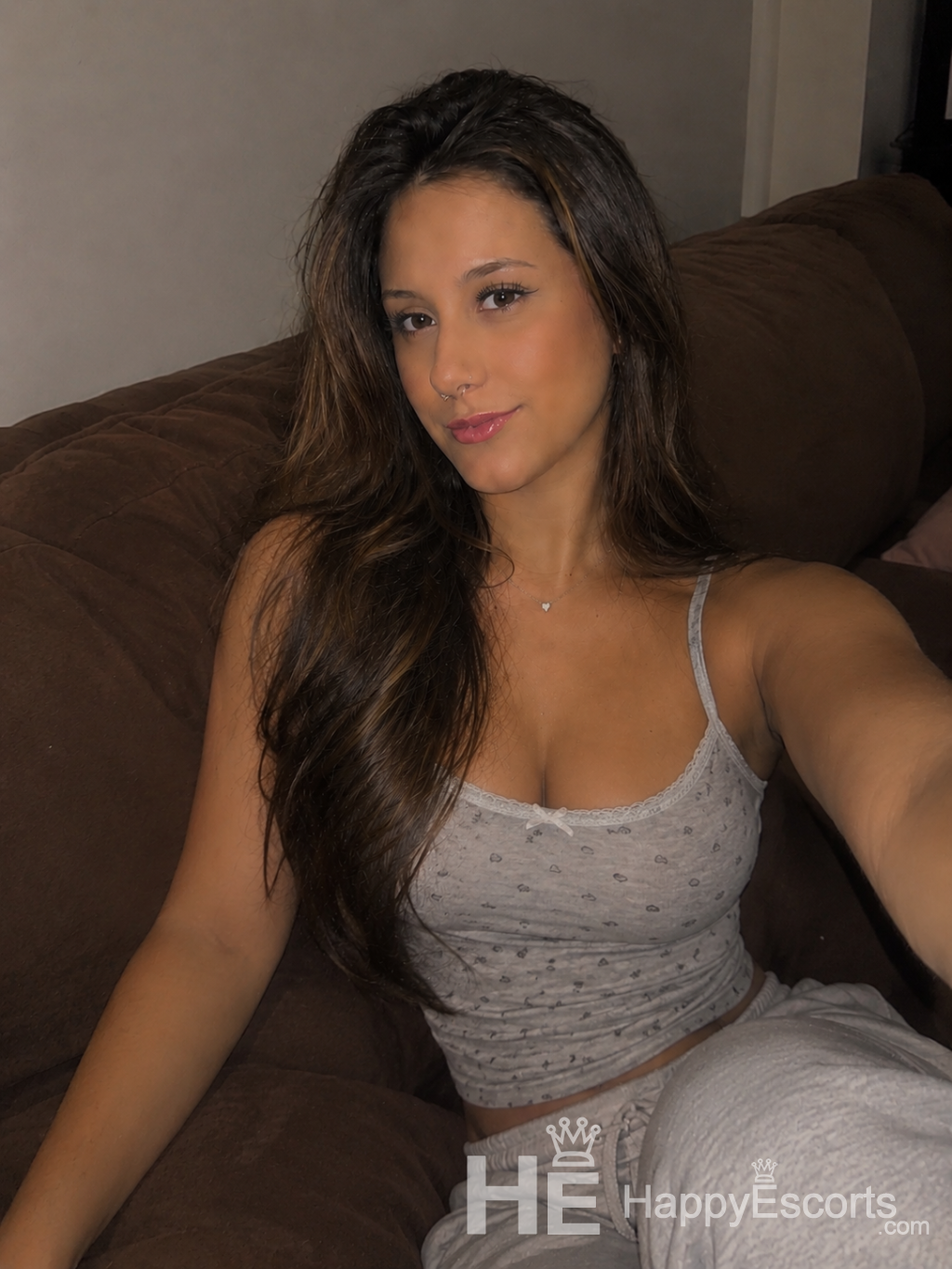 Anna Julia Zatto, 33 tuổi - 1
