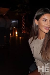 Selena, 22 år - 4