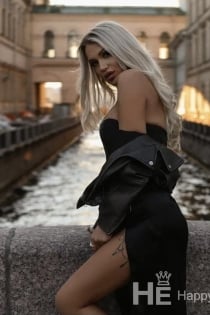 Natasha, 23 yaşında - 2