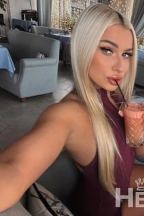 Kira, 23 yaşında - 2