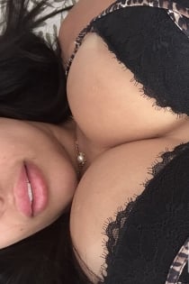 Nicoli Brazil, 37 tuổi - 4
