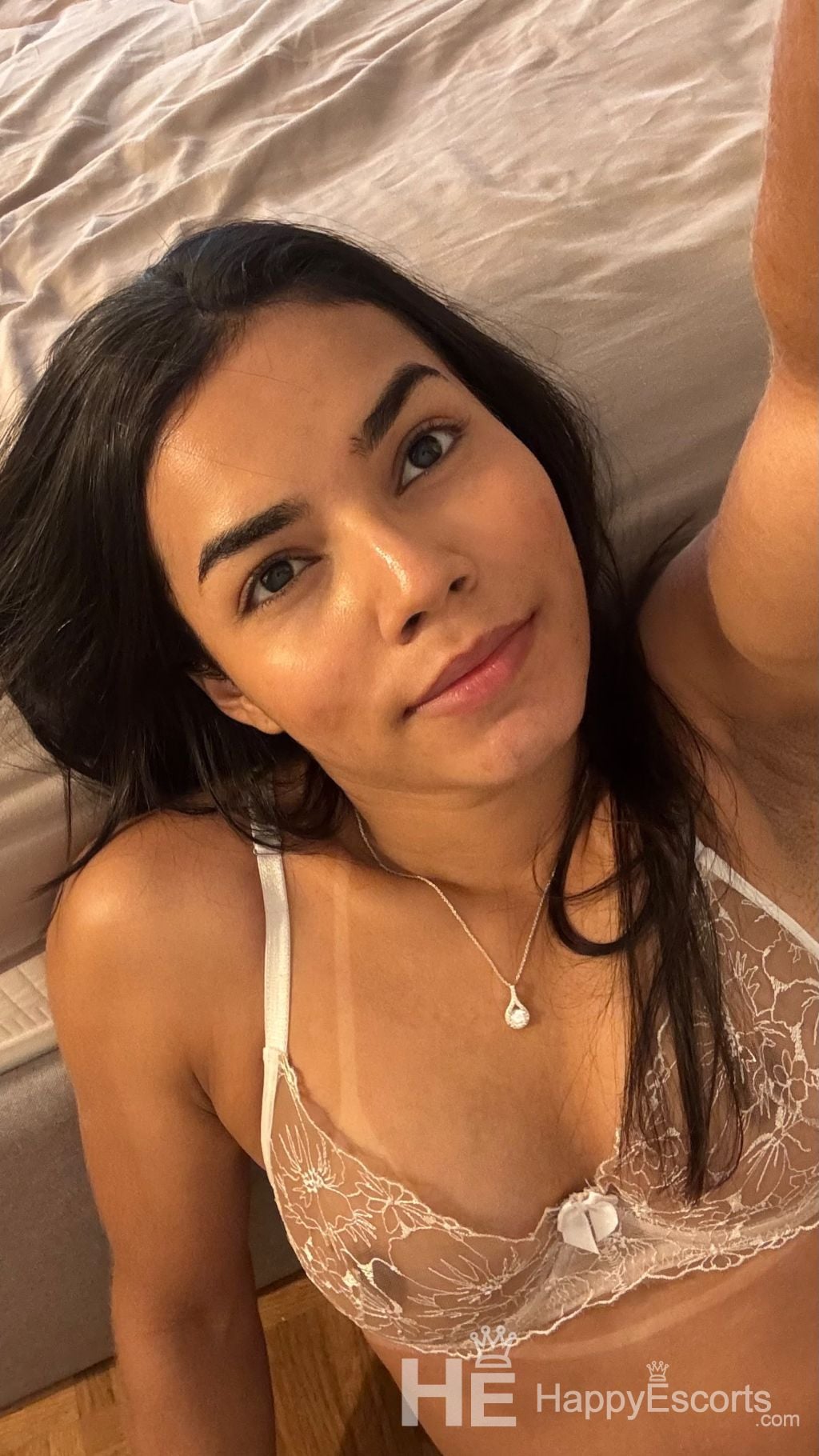Bruna, Age 23 - 1