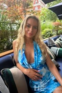 Tiffany Batumi, 33세 - 6
