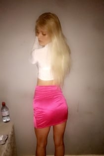 Blondequeen, Age 28 - 7