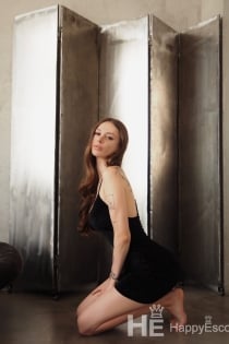 Jil Redford, 21 tuổi - 7