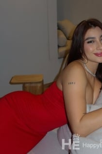 Nubya, Alter 28 - 3