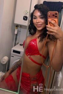 Bella TransBarbara, 30 años - 4
