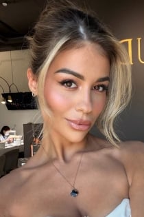 Sofia, 24 yaşında
