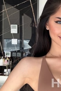 Lola, 22 yaşında - 5