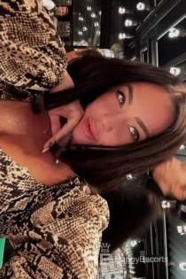 Kira, 27 let - Video