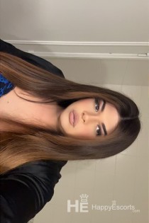 Julia, 25 m., Faro / Portugalija Escorts – vaizdo įrašas