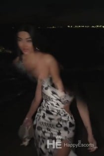 HELEN, Usia 26 - Video