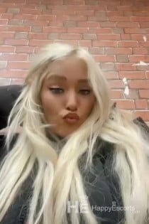 Blondequeen, Age 28 - Video